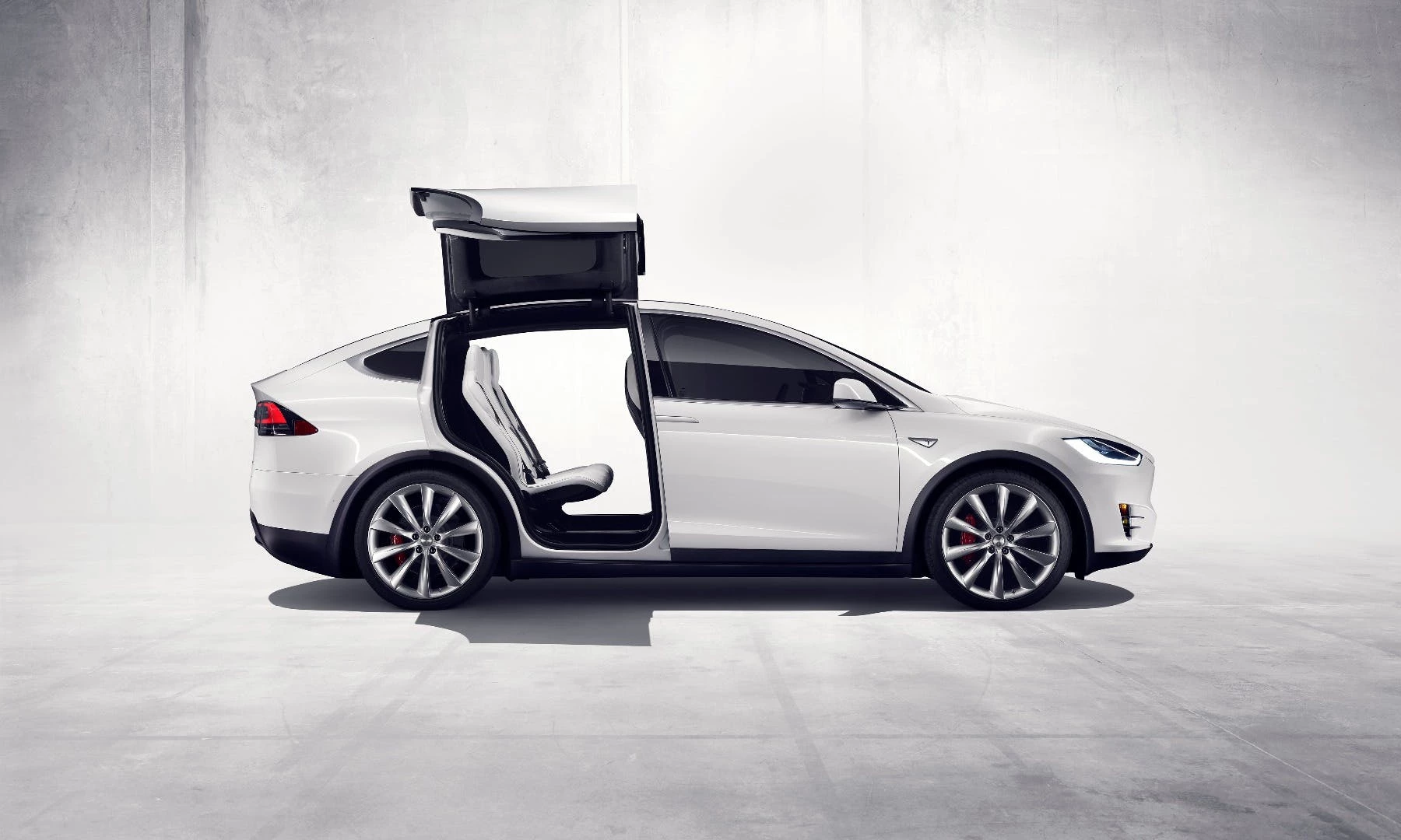 Open wide, come inside and keep your hands on the wheel, because the Model X isn't autonomous yet