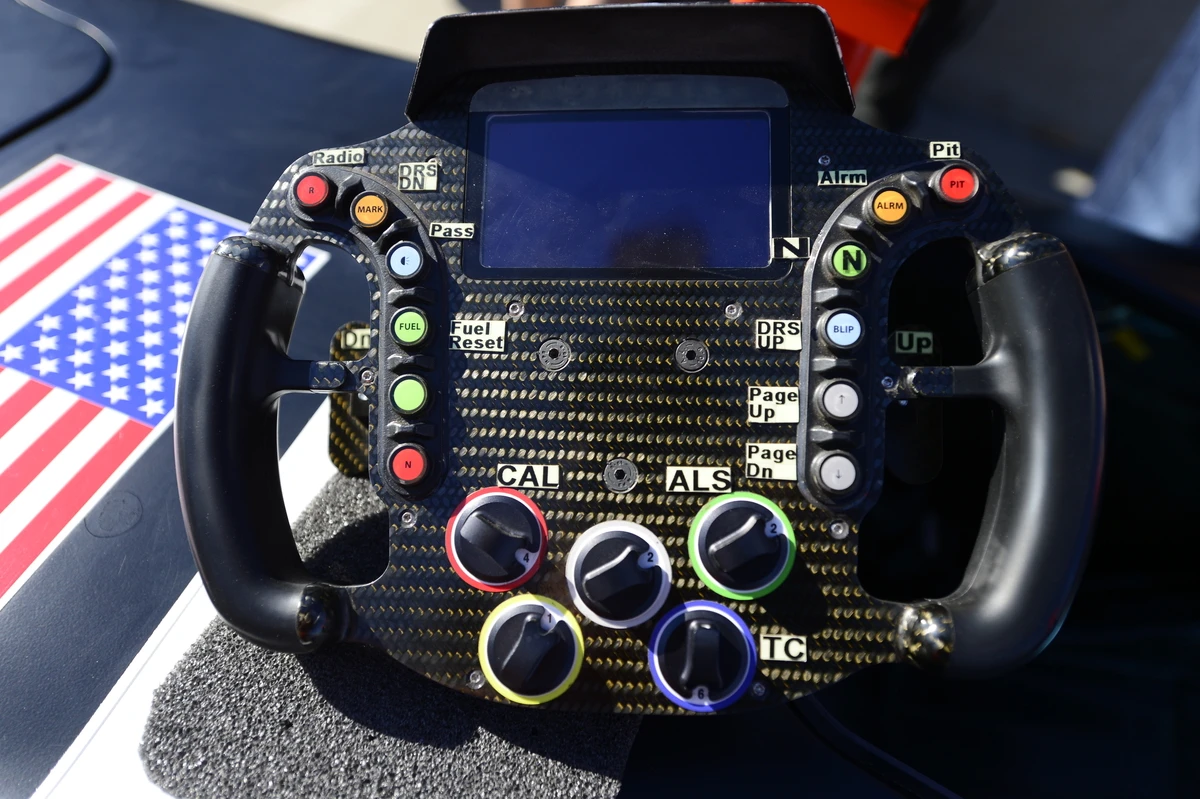 The Nissan DeltaWing steering column