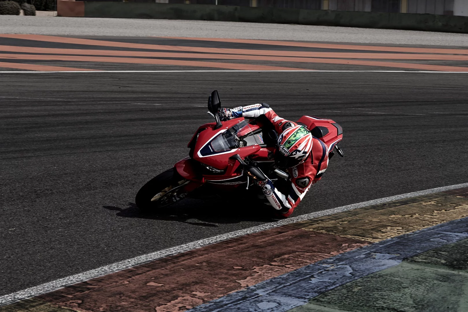 Nicky Hayden while testing the Honda CBR1000RR Fireblade SP