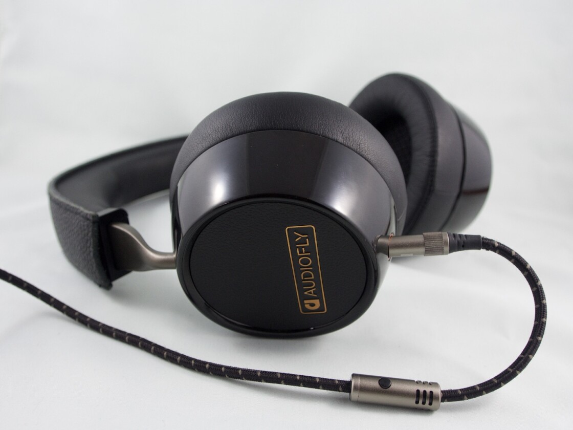 The AF240s have a nice mix of smooth and textured materials