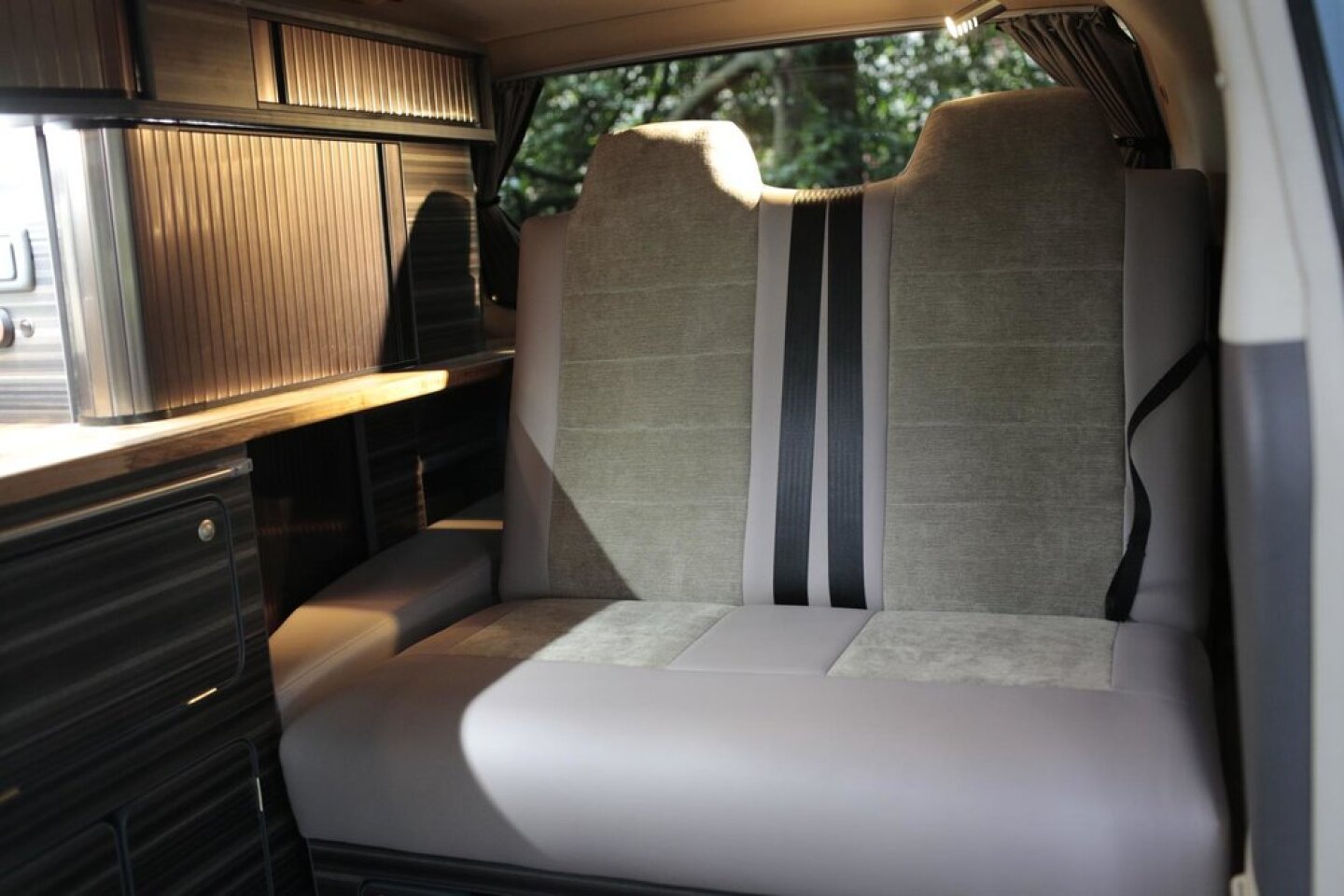 Bifuel hybrid camper van drives 1,000 miles and camps on pure battery