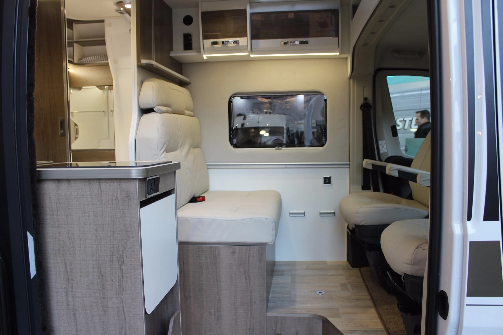 A look inside the Mooveo Van 60 DB