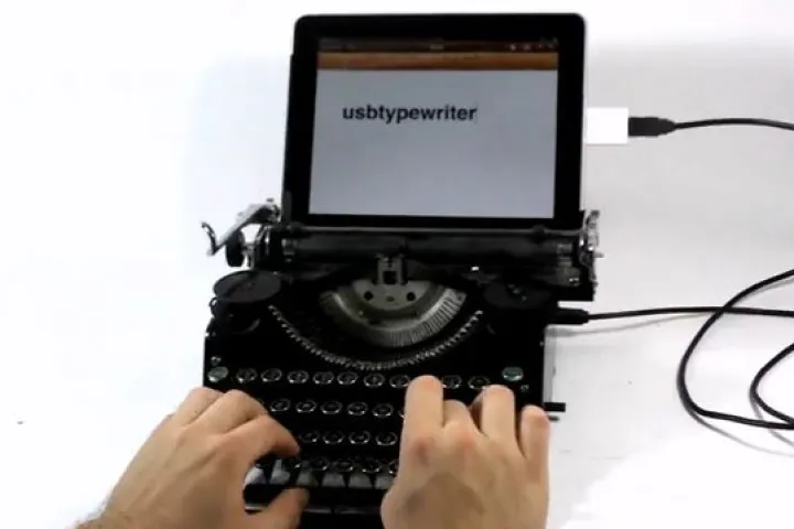 The ultra-retro USBTypewriter