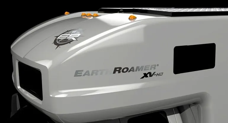 One of the advantages of the Ford F-650, according to EarthRoamer, is that it works well with the distinctive above-cab extension