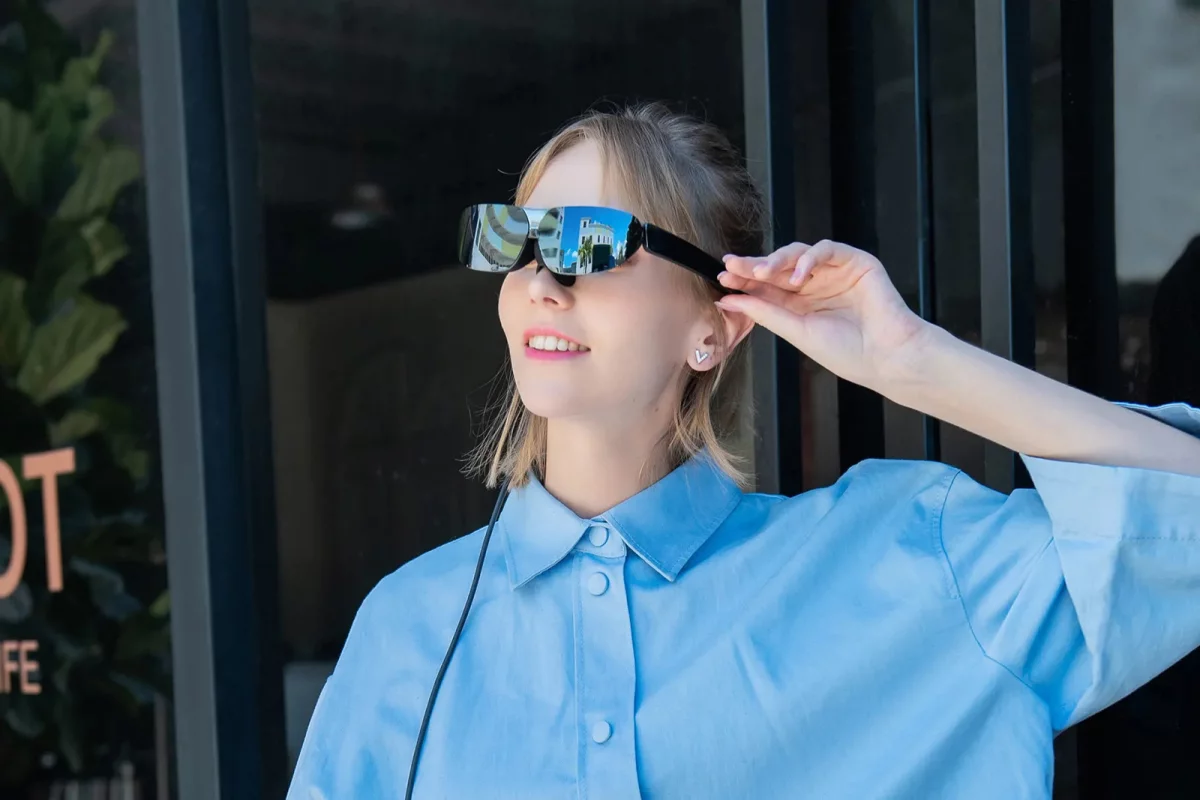The AR glasses are able to project a 140-inch display in front of your eyes