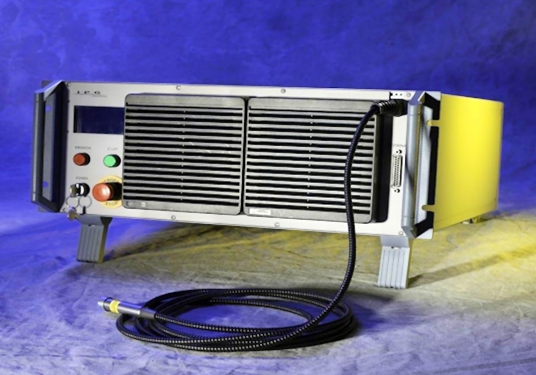 500 watt single-mode Yb-doped fiber laser (Photo: IPG Photonics via SLAC)
