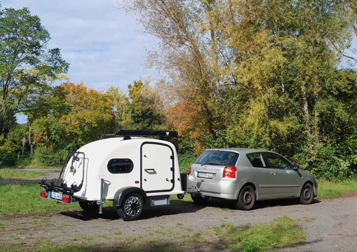 The Kleox Festival is designed to be towed by small and electric cars, as well as more traditional tow vehicles