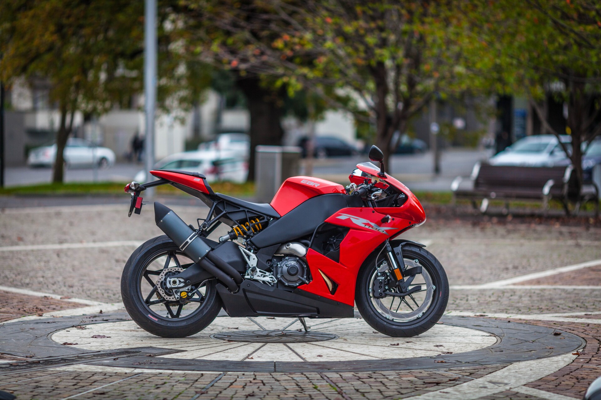 Motorcycle Road Test 2014 EBR 1190RX