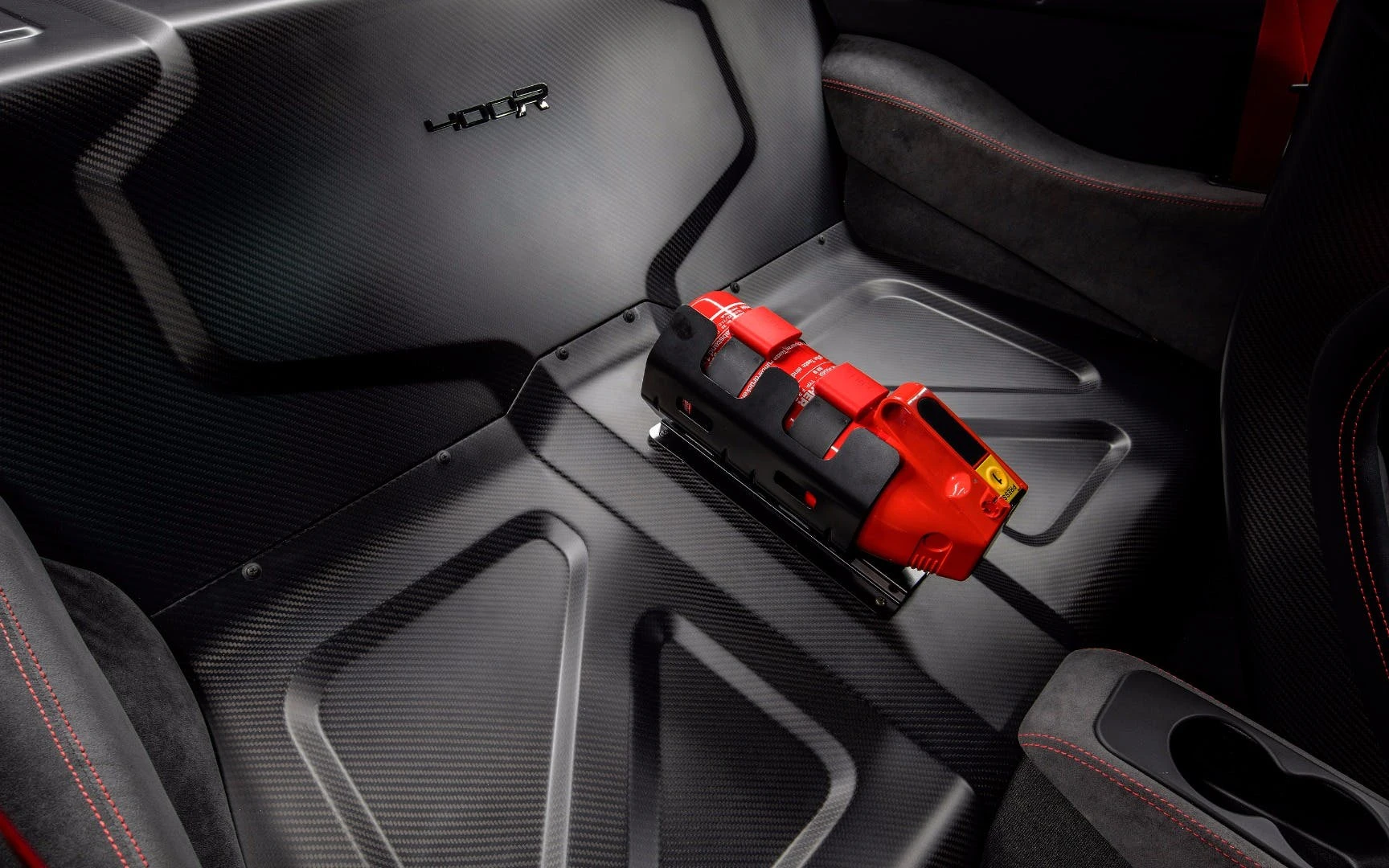 Forget rear seats – the 400R is strictly for two