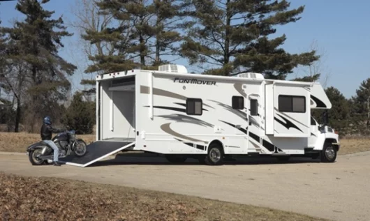 Fun Mover Toy Hauler by Four Winds