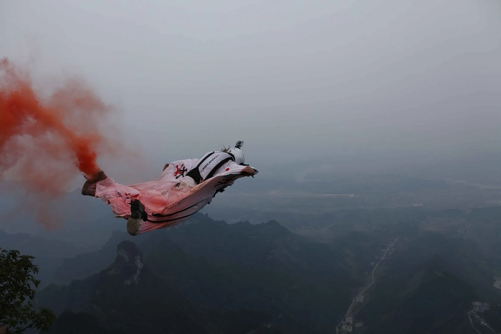 Picture courtesy of World Wingsuit League