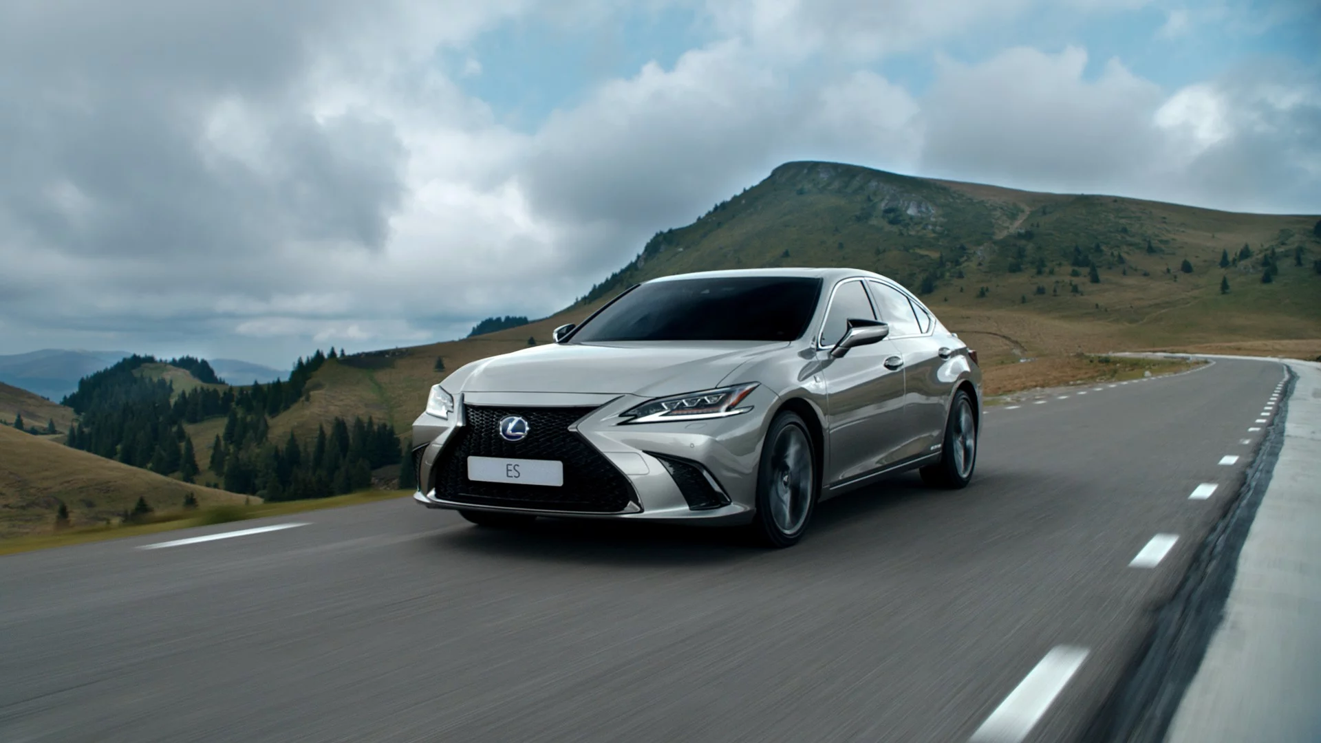 The car starring in the new AI-written ad, the Lexus ES