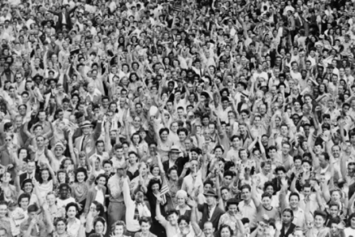 Reality mining could provide knowledge about aggregated human behavior (Photo: Nevit Dilmen)