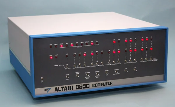 The Altair 8800 Clone reproduces the functions and flaws of the original