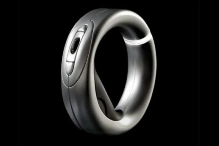 The Loop allows you to control your TV or PC from any position or direction