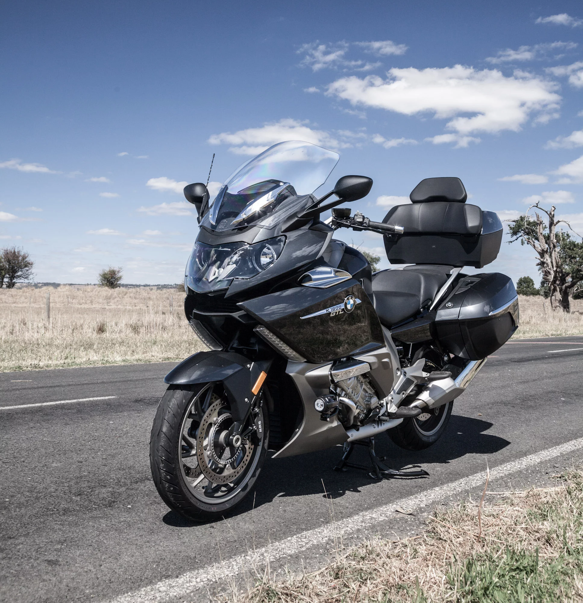 The BMW K1600GTL (Photo: Loz Blain)
