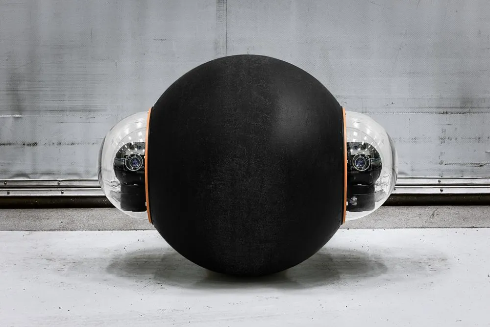 Rotundus GroundBot comes with a pair of cameras, providing its operator with a live video feed in 3D