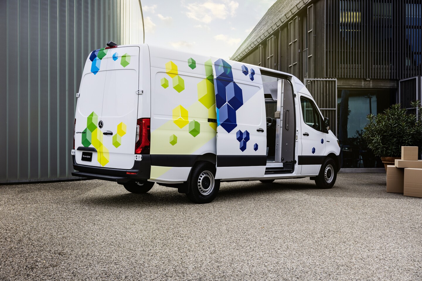 The eSprinter will hit the US and European markets in late 2023.
