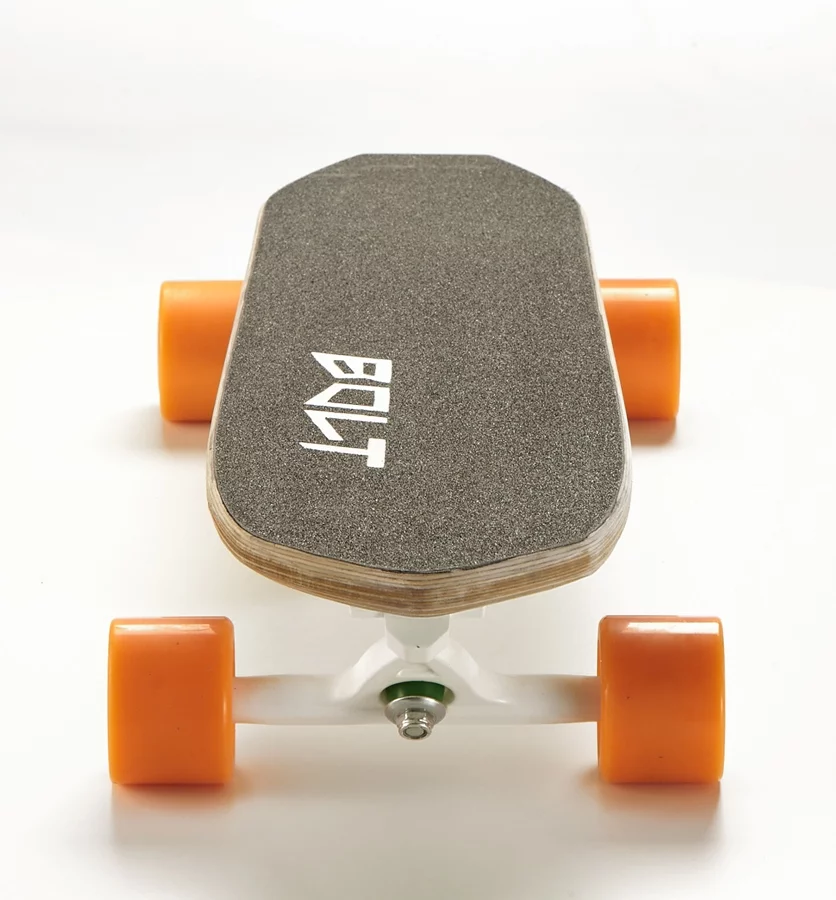The Bolt electric skateboard has 25 cm (9.8 in) trucks