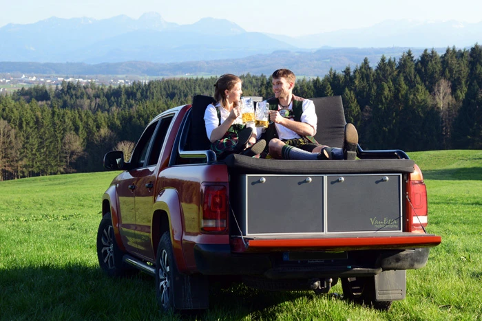 VanEssa VW Amarok sliding kitchen