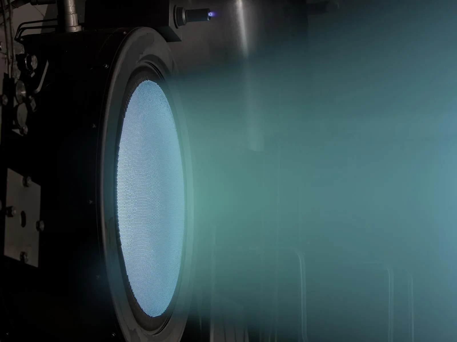 NASA's NEXT engine (Photo: NASA)