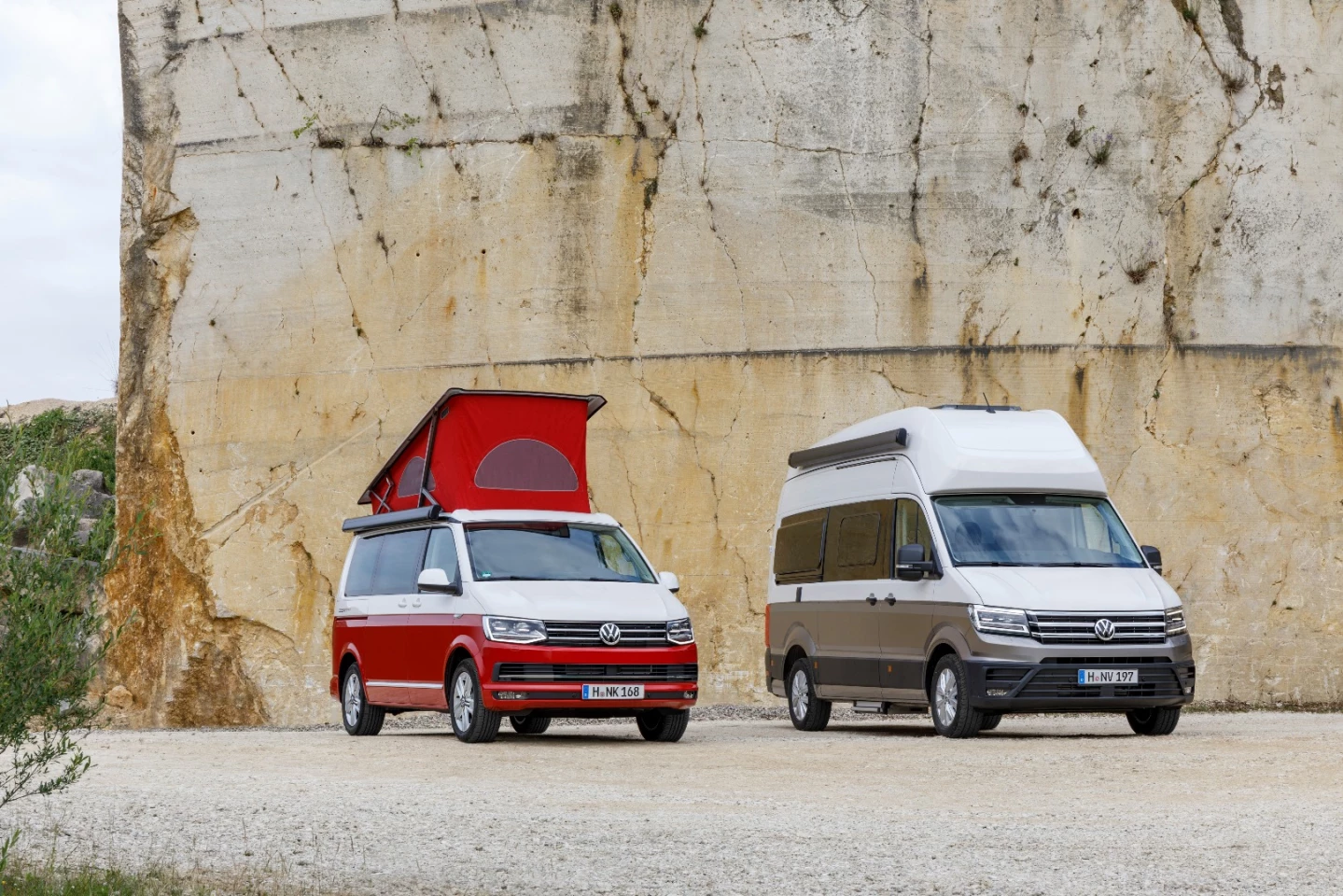 The new VW Grand California poses with its older, smaller brother, the Transporter-based California Ocean