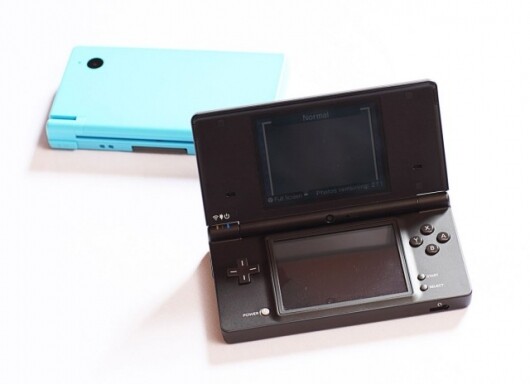 Nintendo Dsi Launches April 5 In The United States