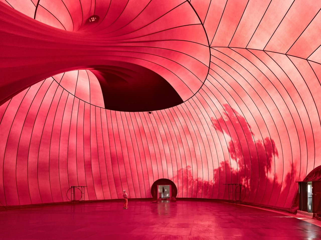 When fully inflated, the Ark Nova has a volume of over 9,000 cubic meters (almost 318,000 cubic feet)
