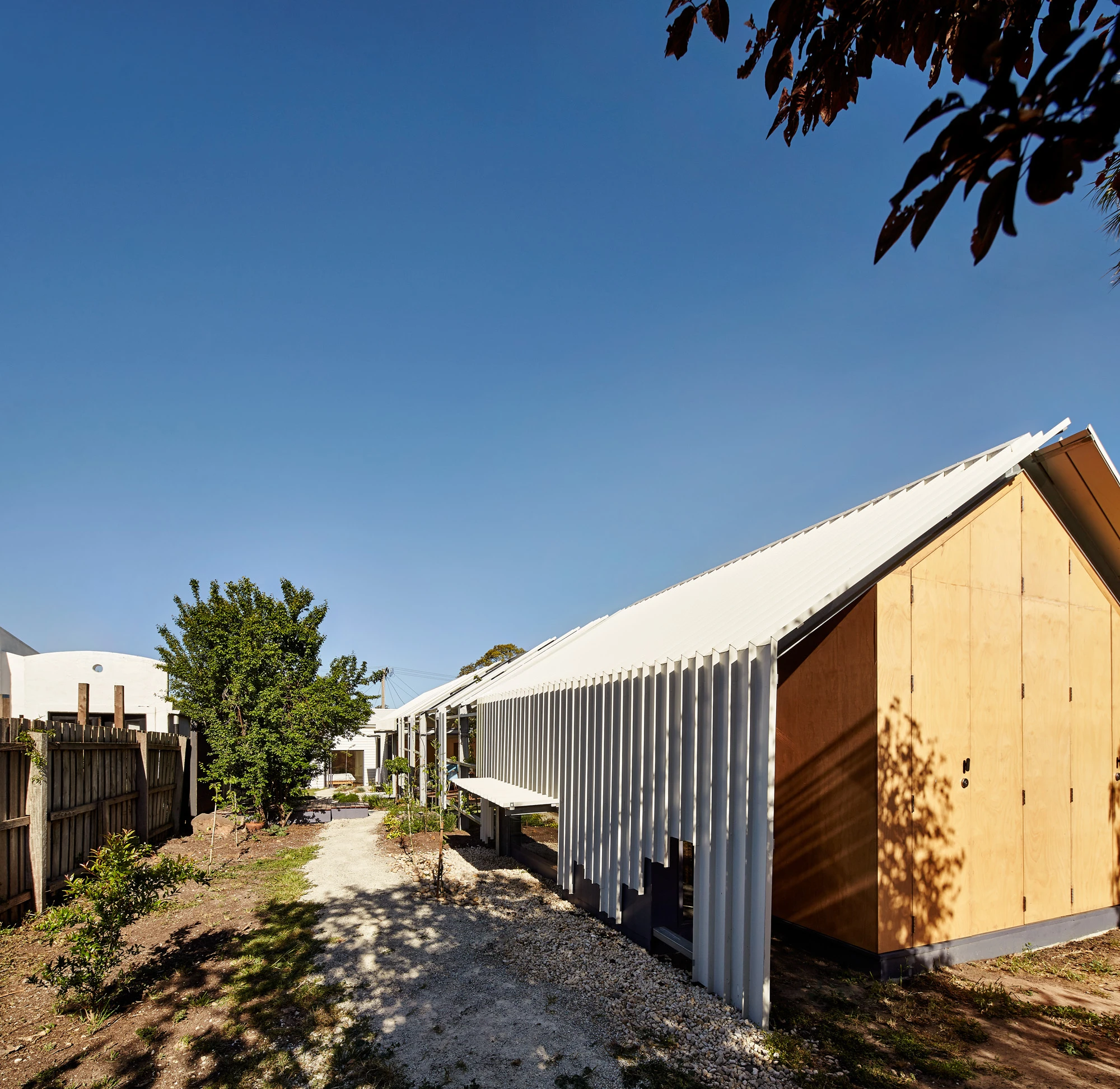 Andrew Maynard Architects installed high-performance insulation all over the house (Photo: Peter Bennetts)