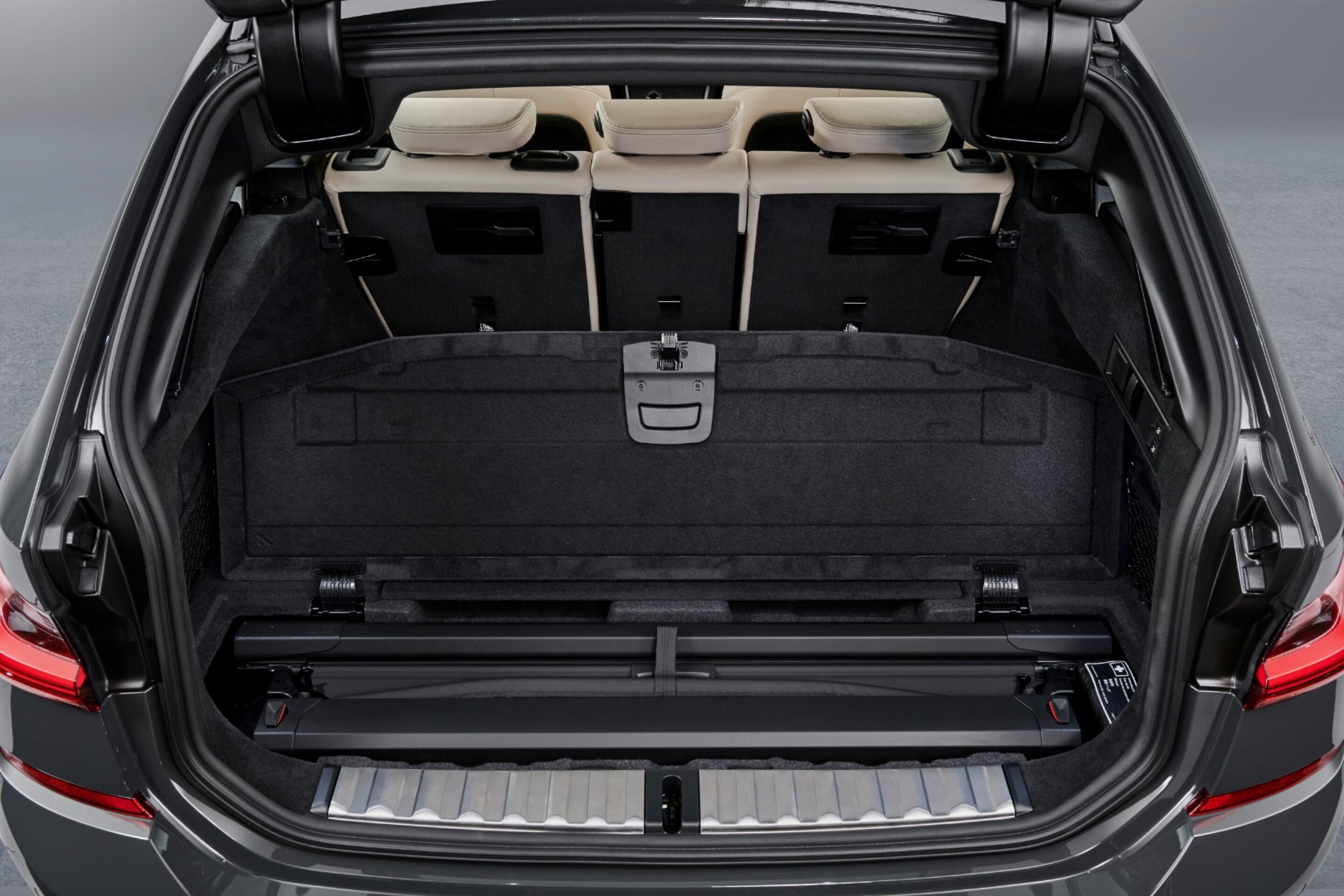 BMW debuts new estate wagon with sixth-gen 3 Series Touring