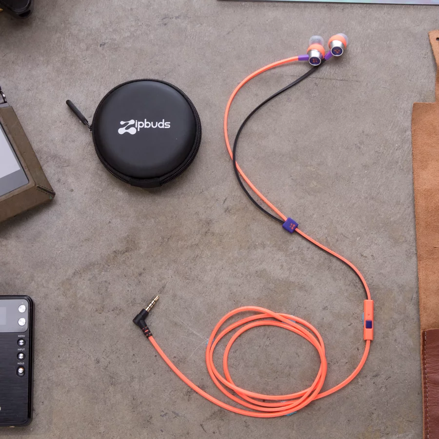 Zipbuds SLIDE earphones have an in-line remote with noise-filtering microphone