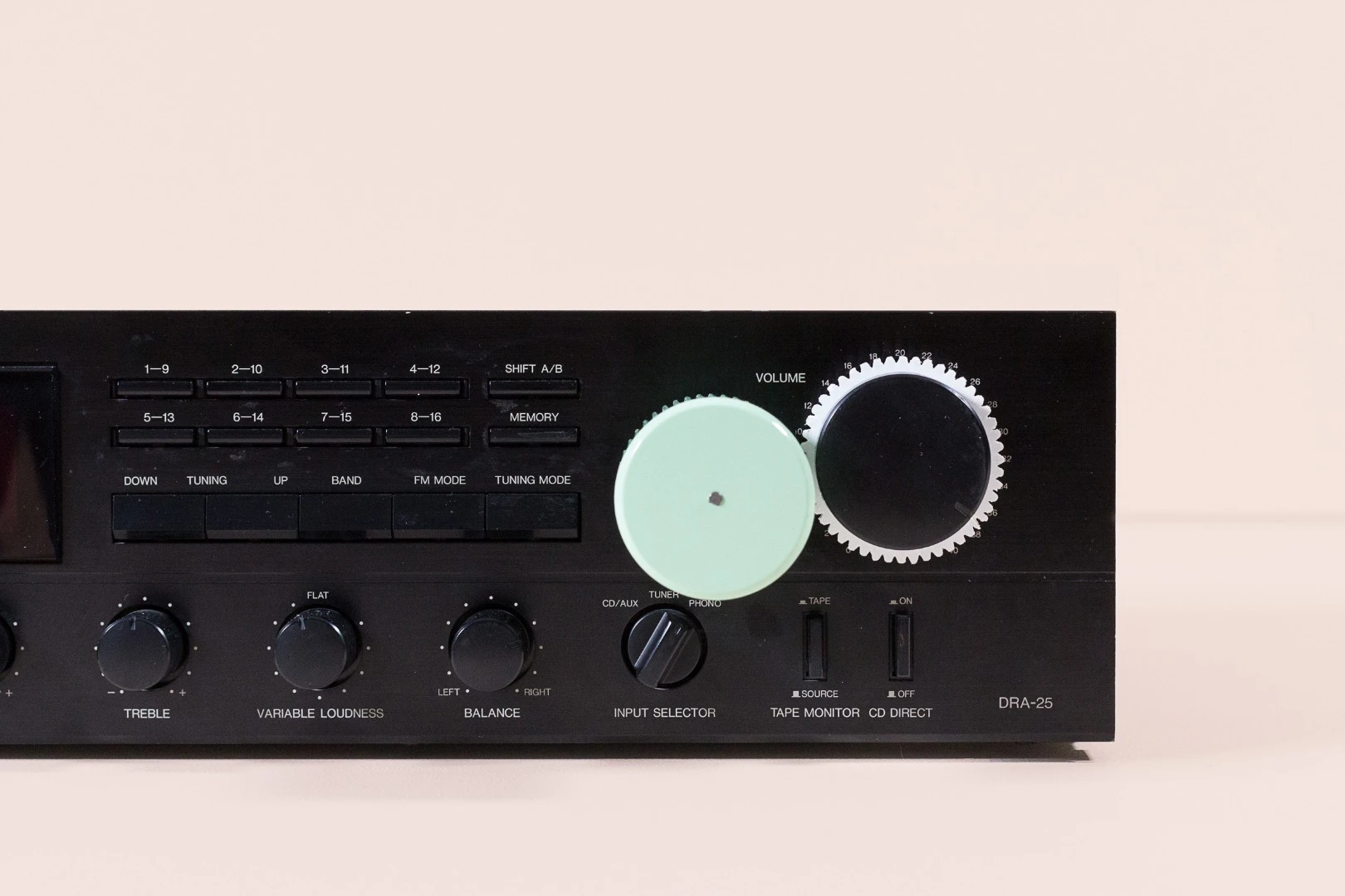 Volume on a hi-fi amp can be adjusted by attaching a Smartians actuator unit to the front and controlling actions wirelessly using a smartphone app