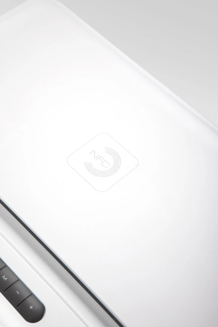 Smart devices can connect to Mr. Everything via NFC