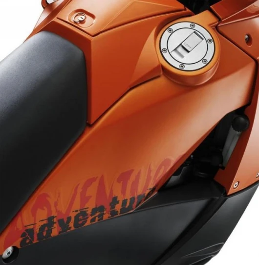The 990 tank holds 22 litres Image - T. Landrichinger