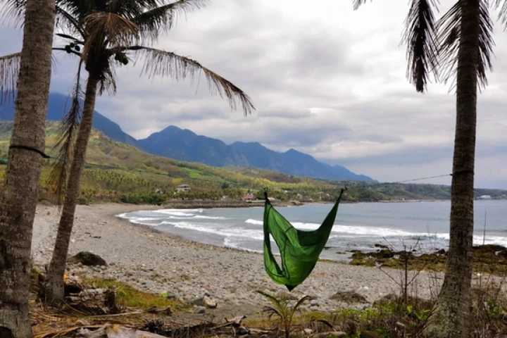 Chammock is a hammock chair that can be strung between trees