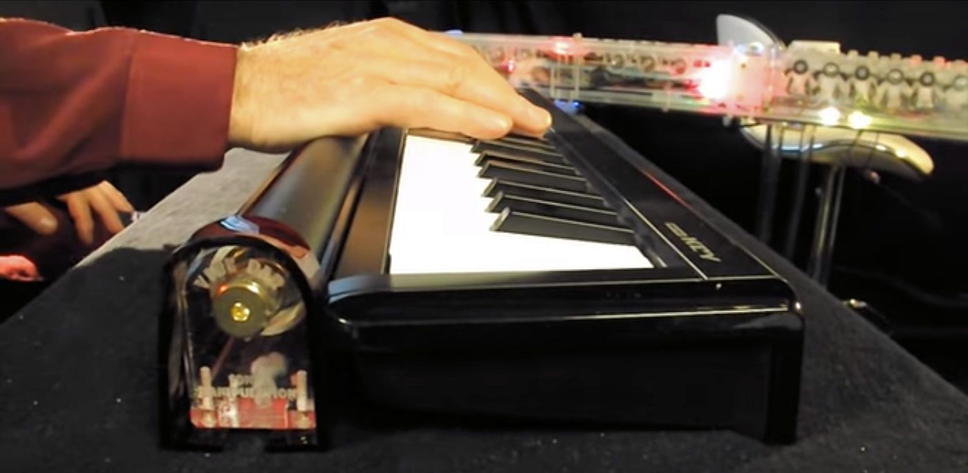 Vibe Bar offers playing hand expression to MIDI musicians