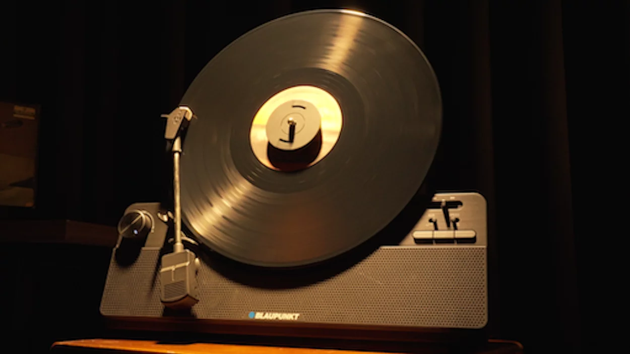 The ToVerse vertical turntable's built-in speakers can play tunes streamed from a mobile device over Bluetooth