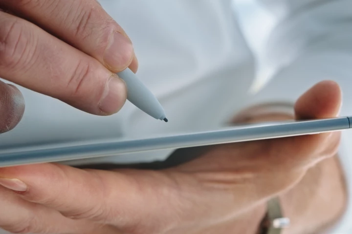 We take the reMarkable 2 tablet on a hand-written creative journey