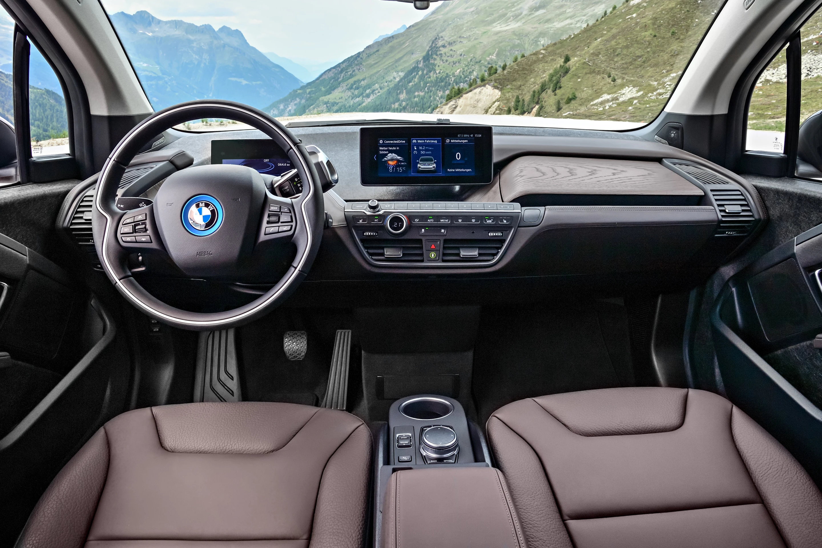 The launch of the 2018 BMW i3 and i3s models comes with some changes to the car's technology and driver assistance offerings
