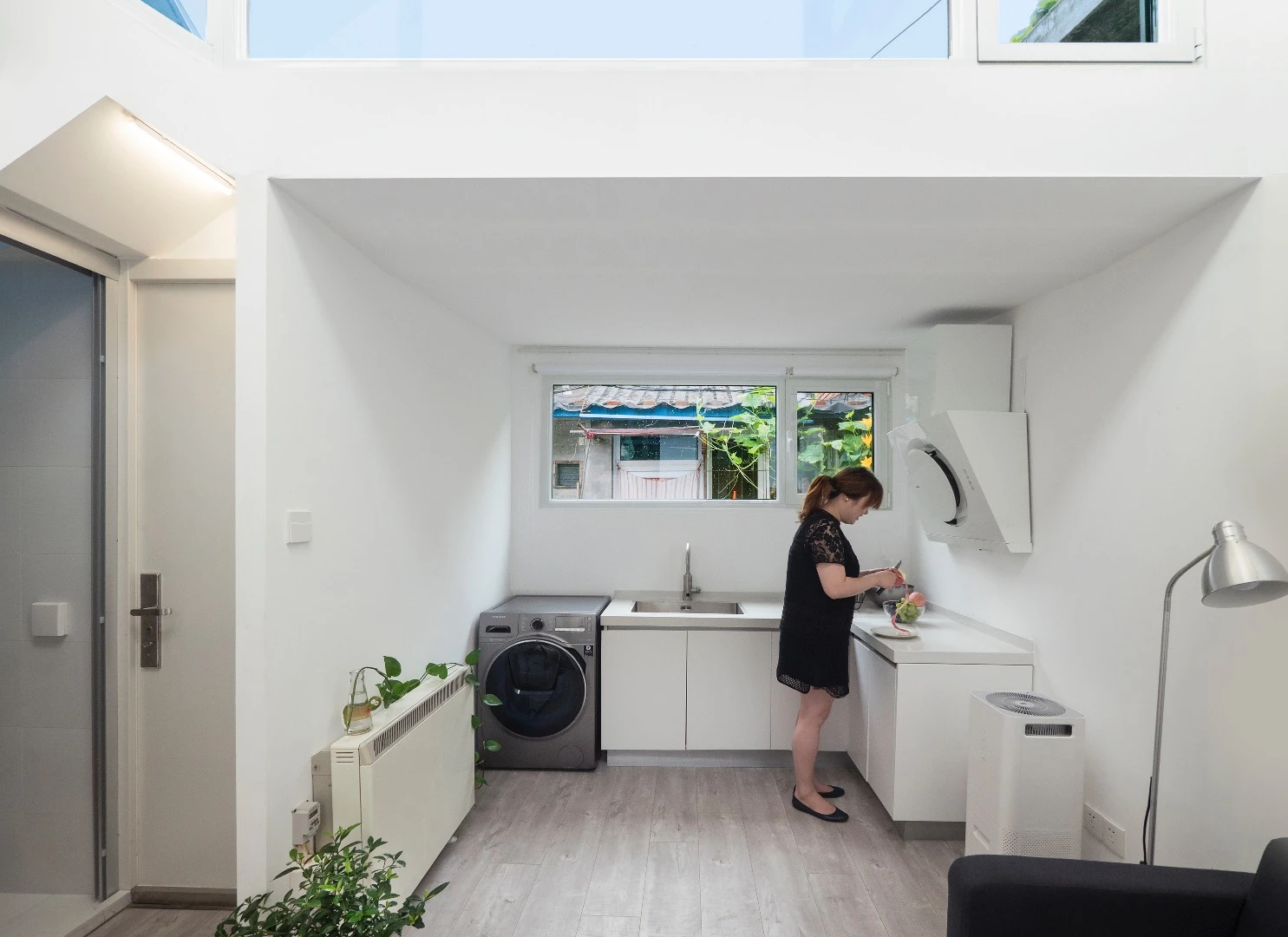 We often associate PAO with off-the-wall concepts like the ventilation shaft housing and tricycle RV, but it also has a more practical side, as shown by Mrs. Fan's Plugin House