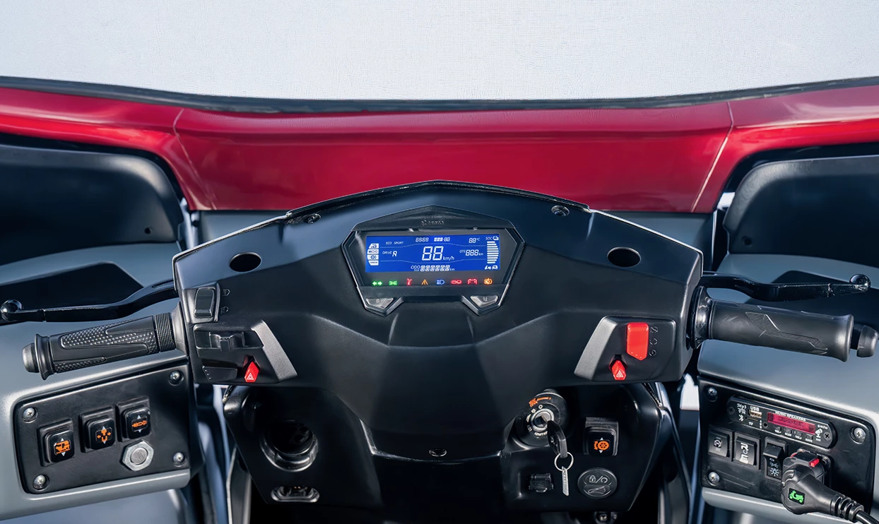 Surge S32 combines an electric auto-rickshaw with a detachable scooter