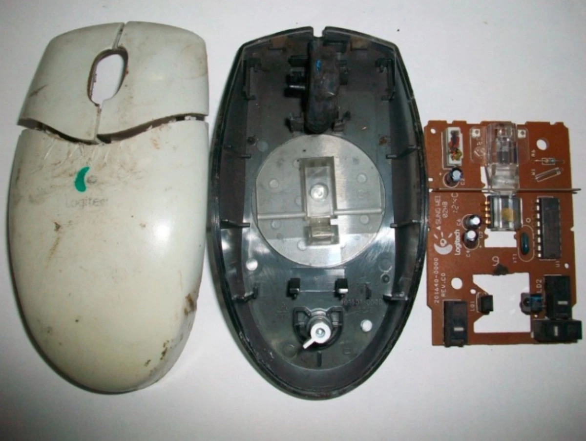 The team tested the cryo-mill on PCBs pulled from old computer mice