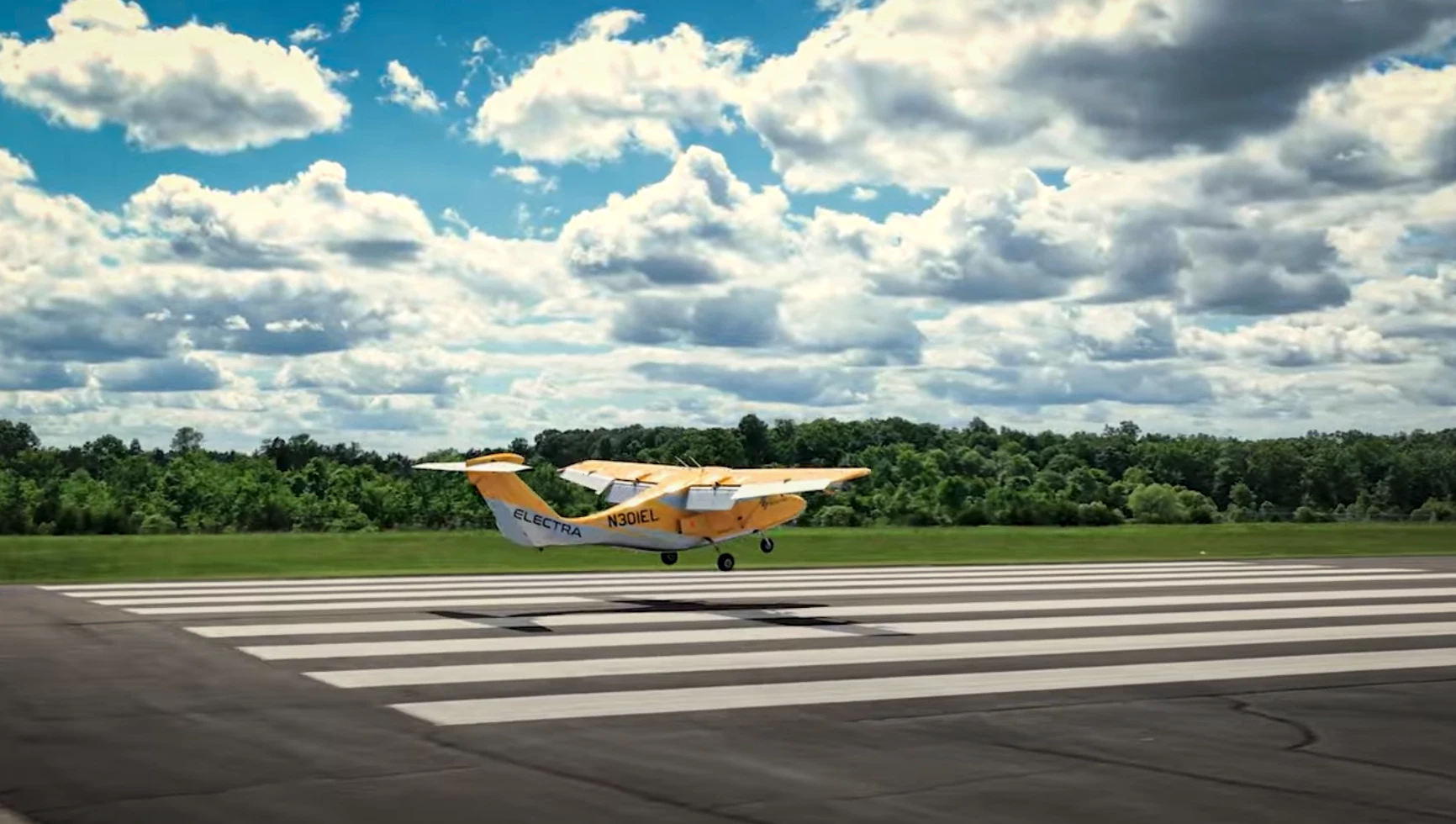 The prototype took off in less than 170 ft, and landed with less than 114 ft ground roll.