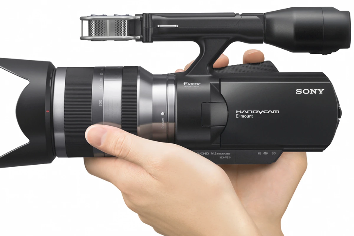 Sony's NEX -VG10 interchangeable lens HD camcorder