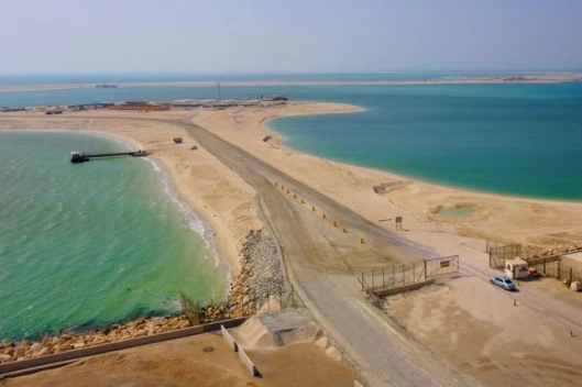 The Palm Deira under construction