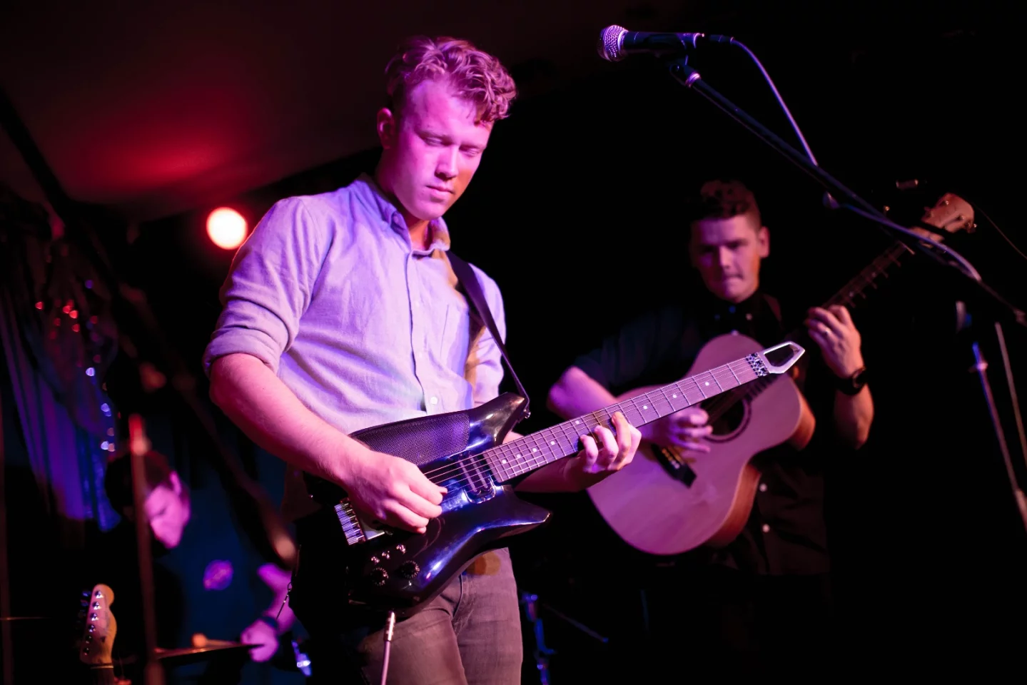 The Fusion Guitar can be plugged into a real world effects chain and external amp thanks to the inclusion of an instrument output jack