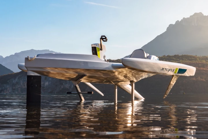 Jetcycle expands its lineup with the electrified E-Jetcycle hydrofoil trimaran