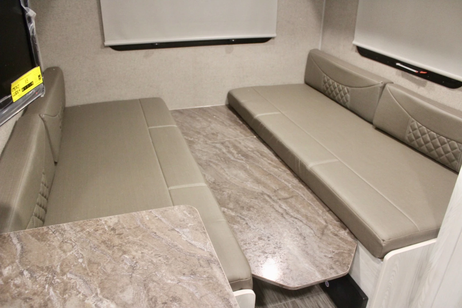 This Geo Pro includes a convertible dinette bed