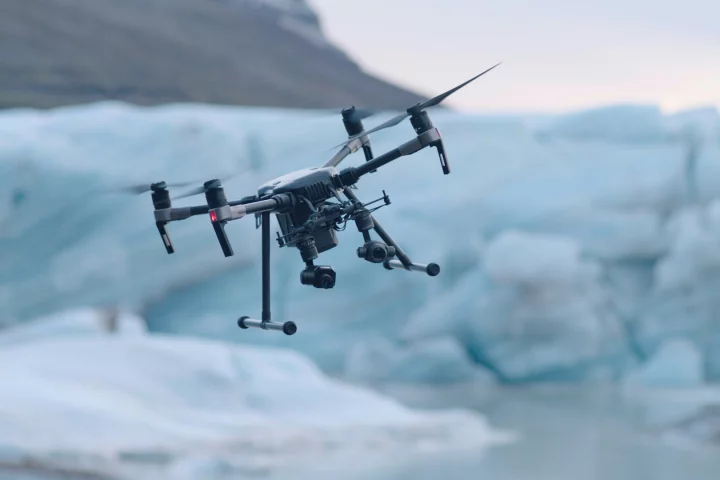 DJI's new Matrice 200 series packs heated batteries to allow it to fly in sub-zero temperatures