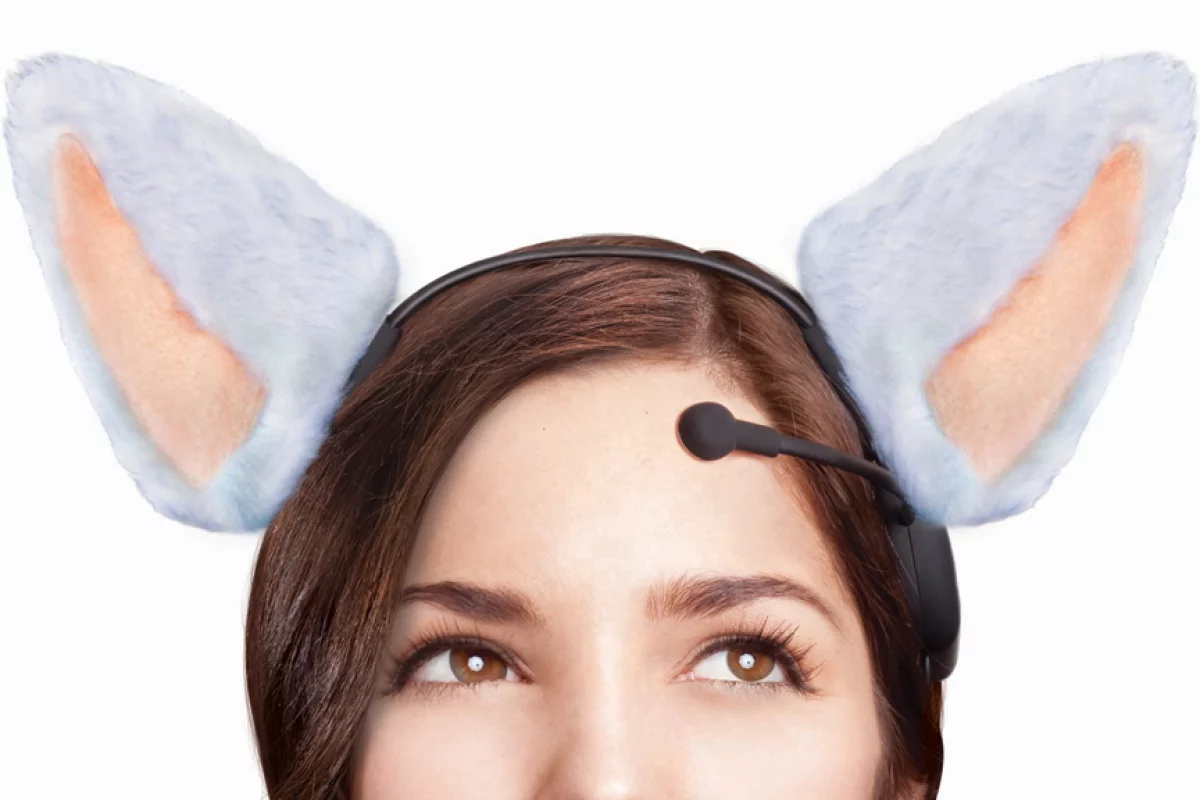 Necomimi feature NeuroSky's brain-computer interface technology to control the motion of the cat ears